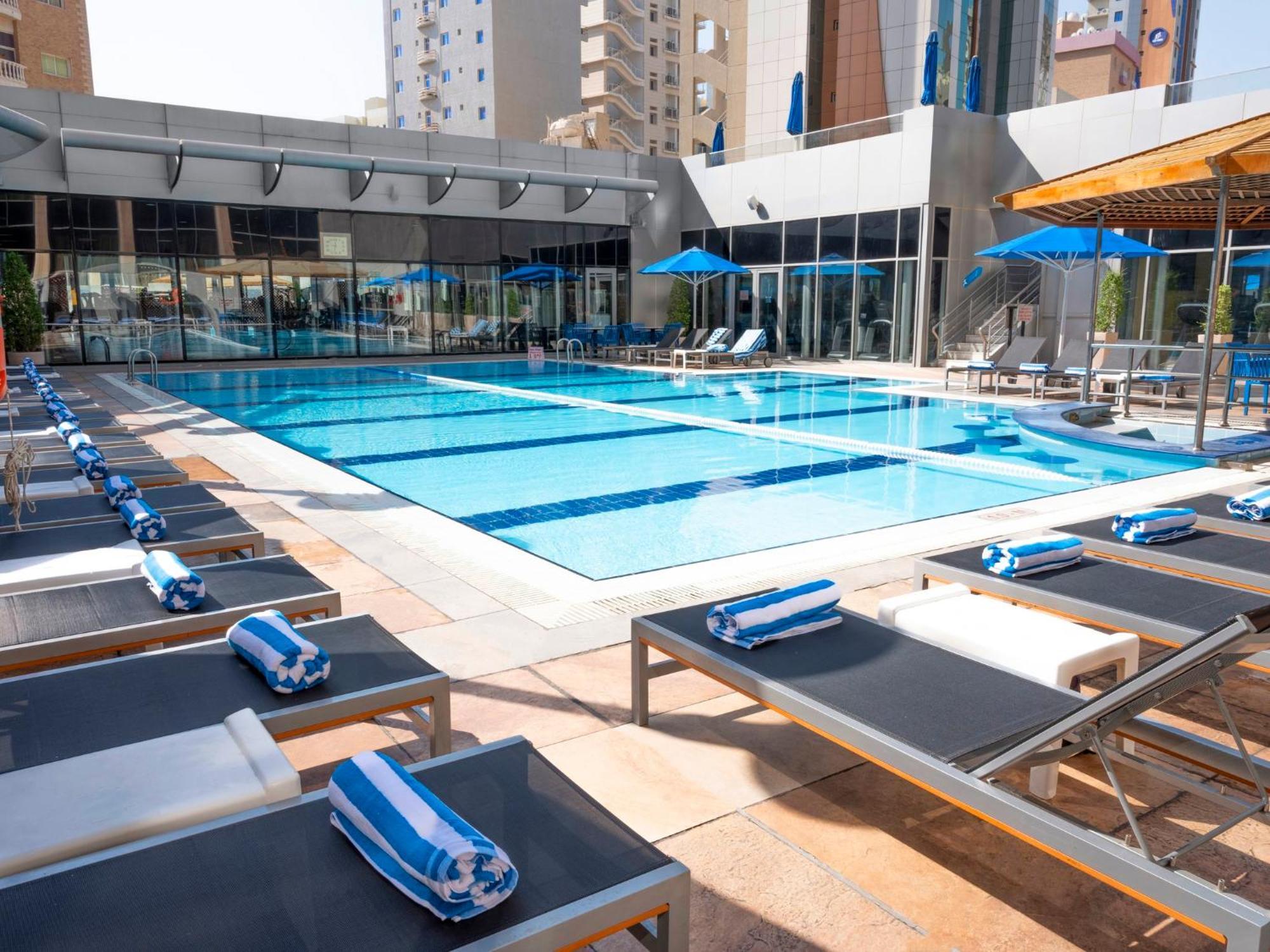 Holiday Inn Kuwait By Ihg Kuwait City Exteriér fotografie